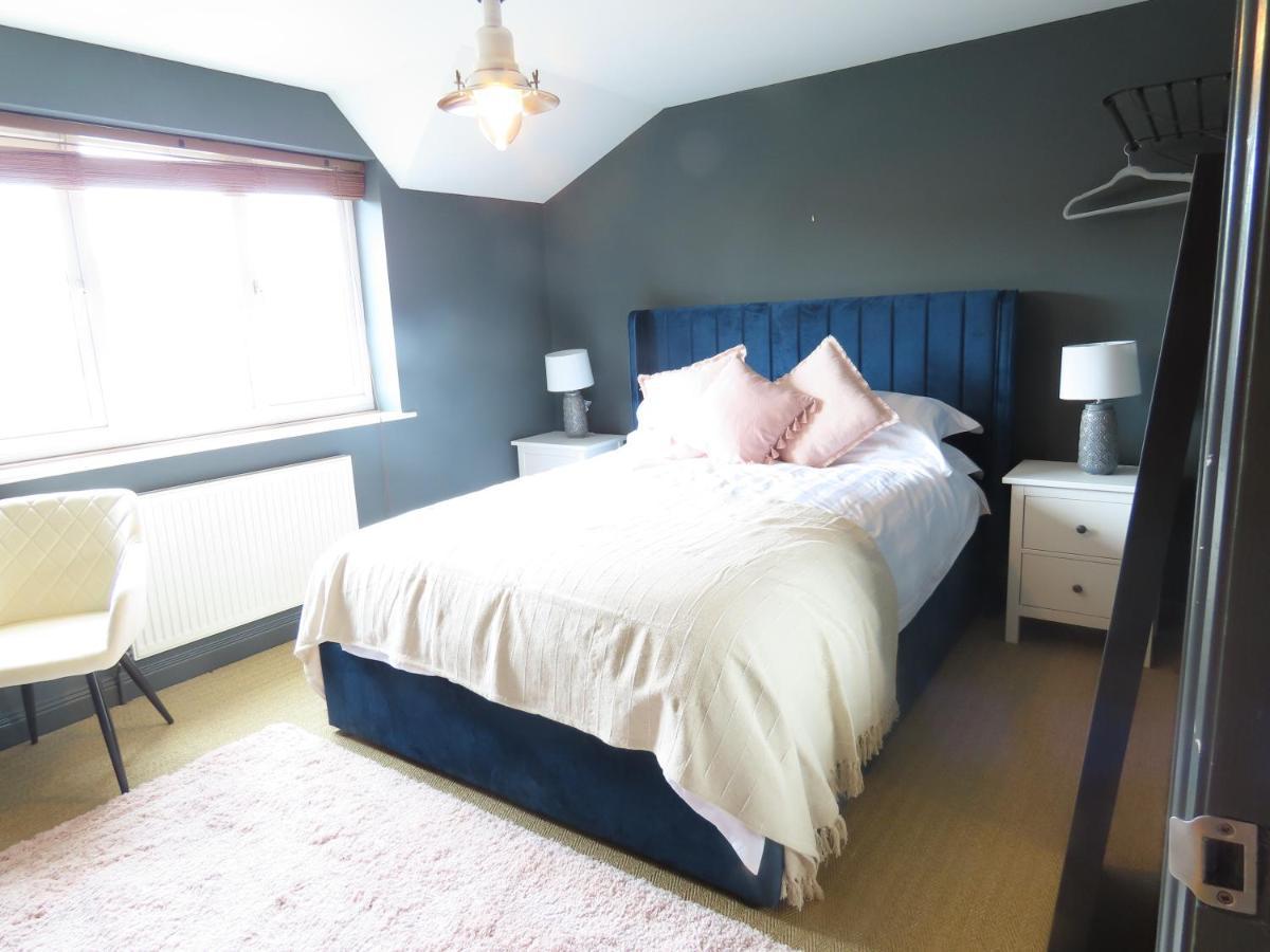 Entire Seaside Luxury Home With On Site Parking! Poole Exteriör bild