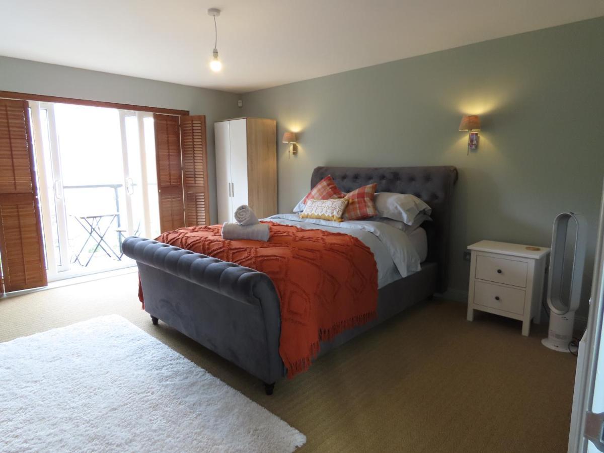 Entire Seaside Luxury Home With On Site Parking! Poole Exteriör bild